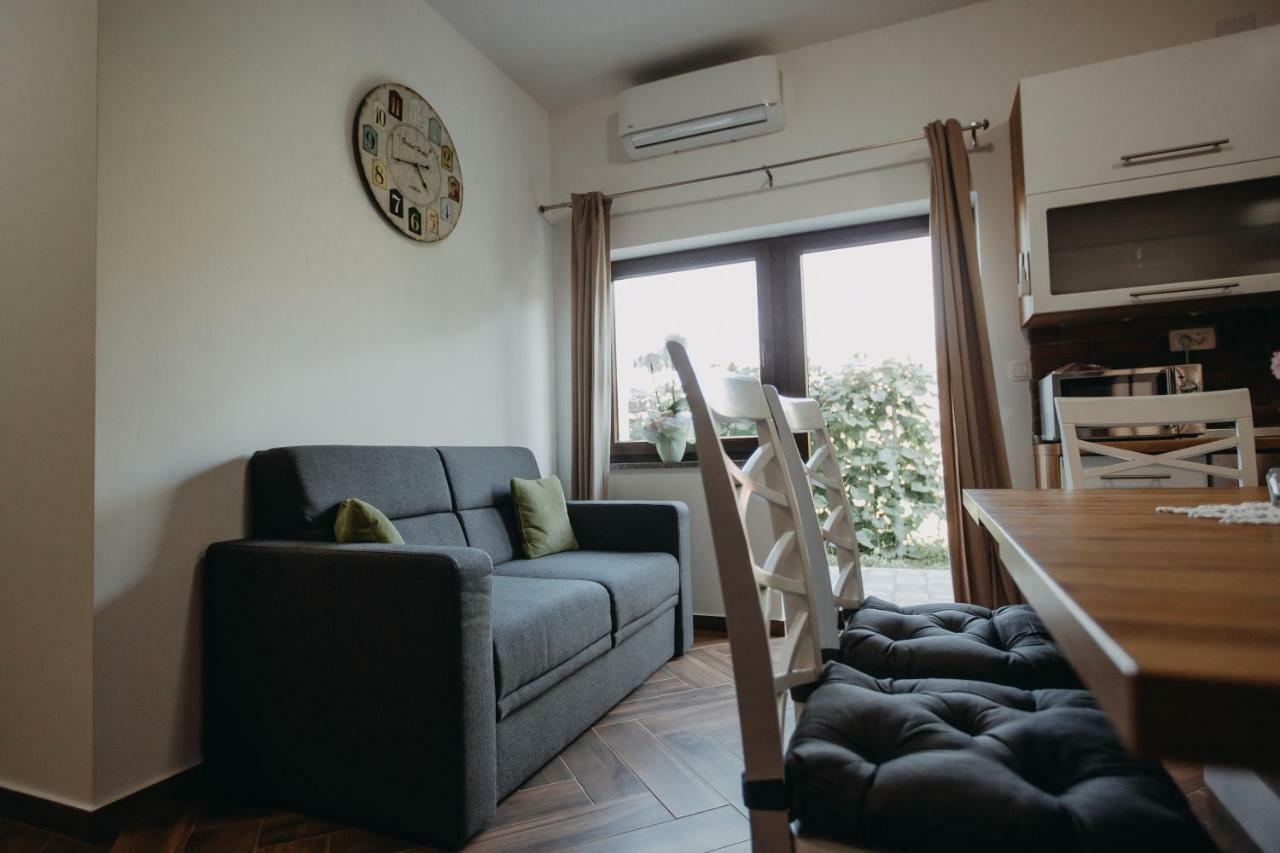 Apartman Vejama Йосипдол Екстериор снимка