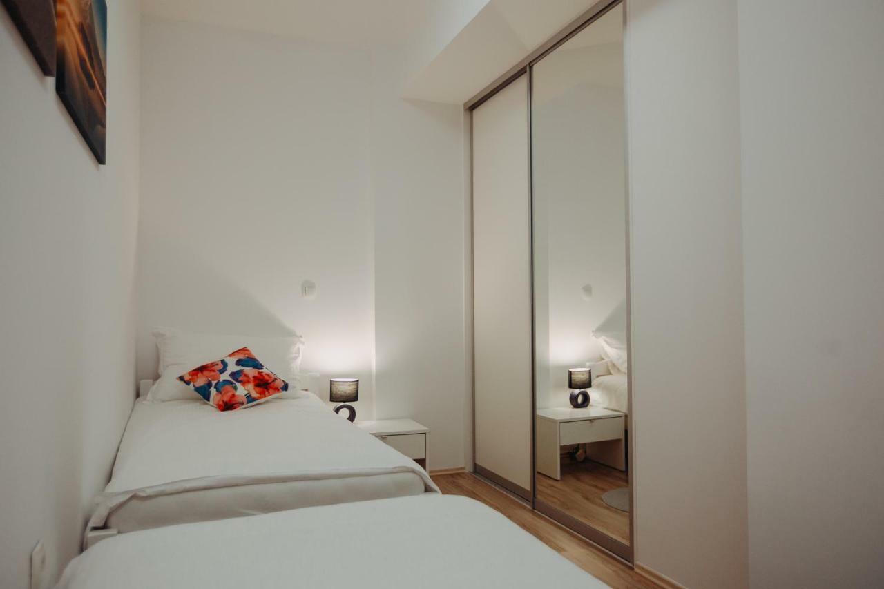 Apartman Vejama Йосипдол Екстериор снимка